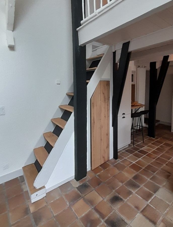 poutres escalier murs plafond écologique peinture vernis mat